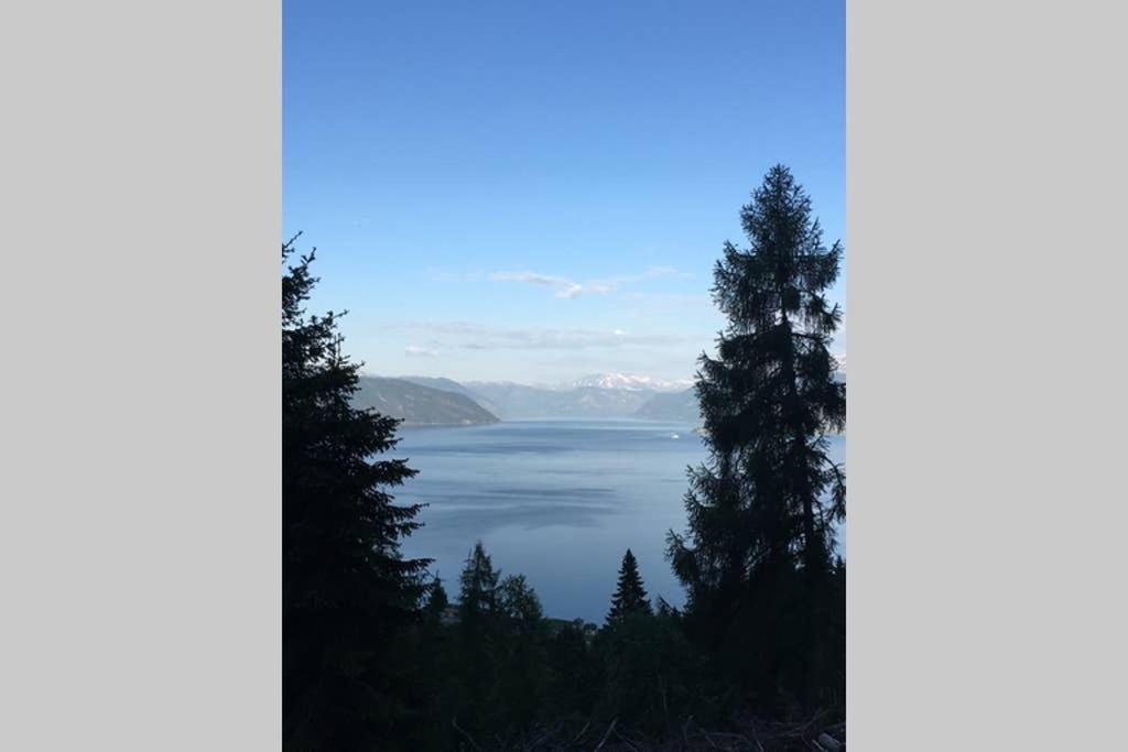 Balestrand Fjordapartments Holmen 19A المظهر الخارجي الصورة