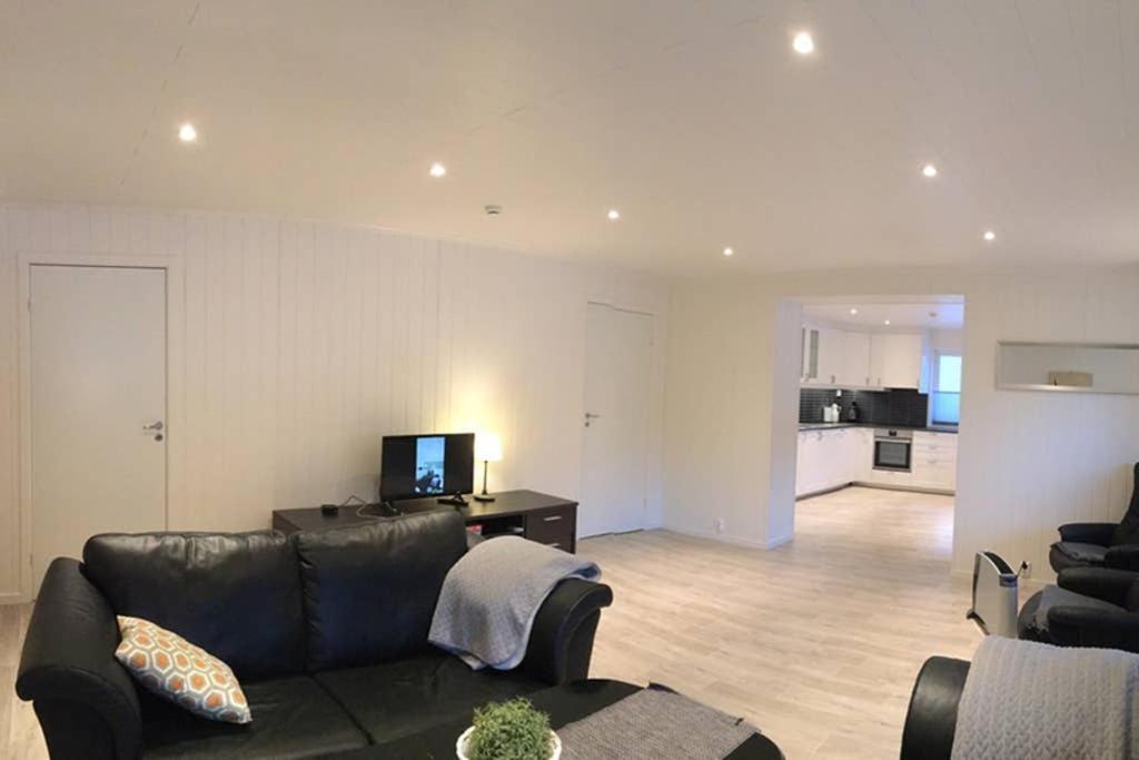 Balestrand Fjordapartments Holmen 19A المظهر الخارجي الصورة
